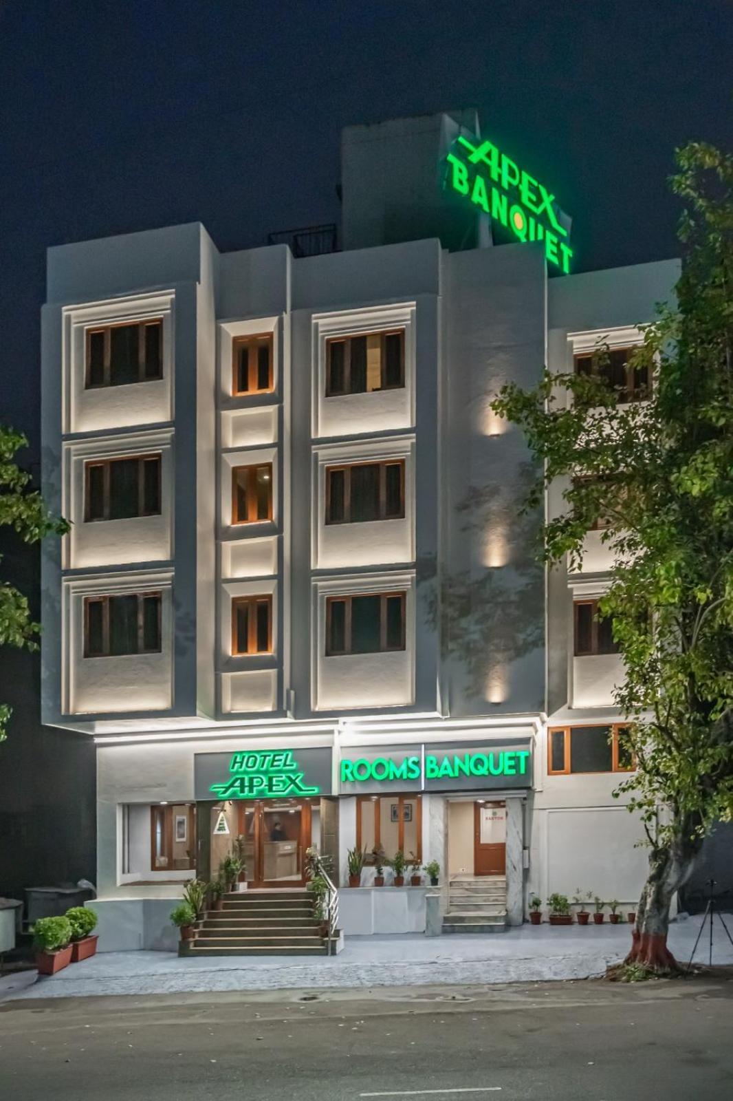 Hotel Apex سورات المظهر الخارجي الصورة