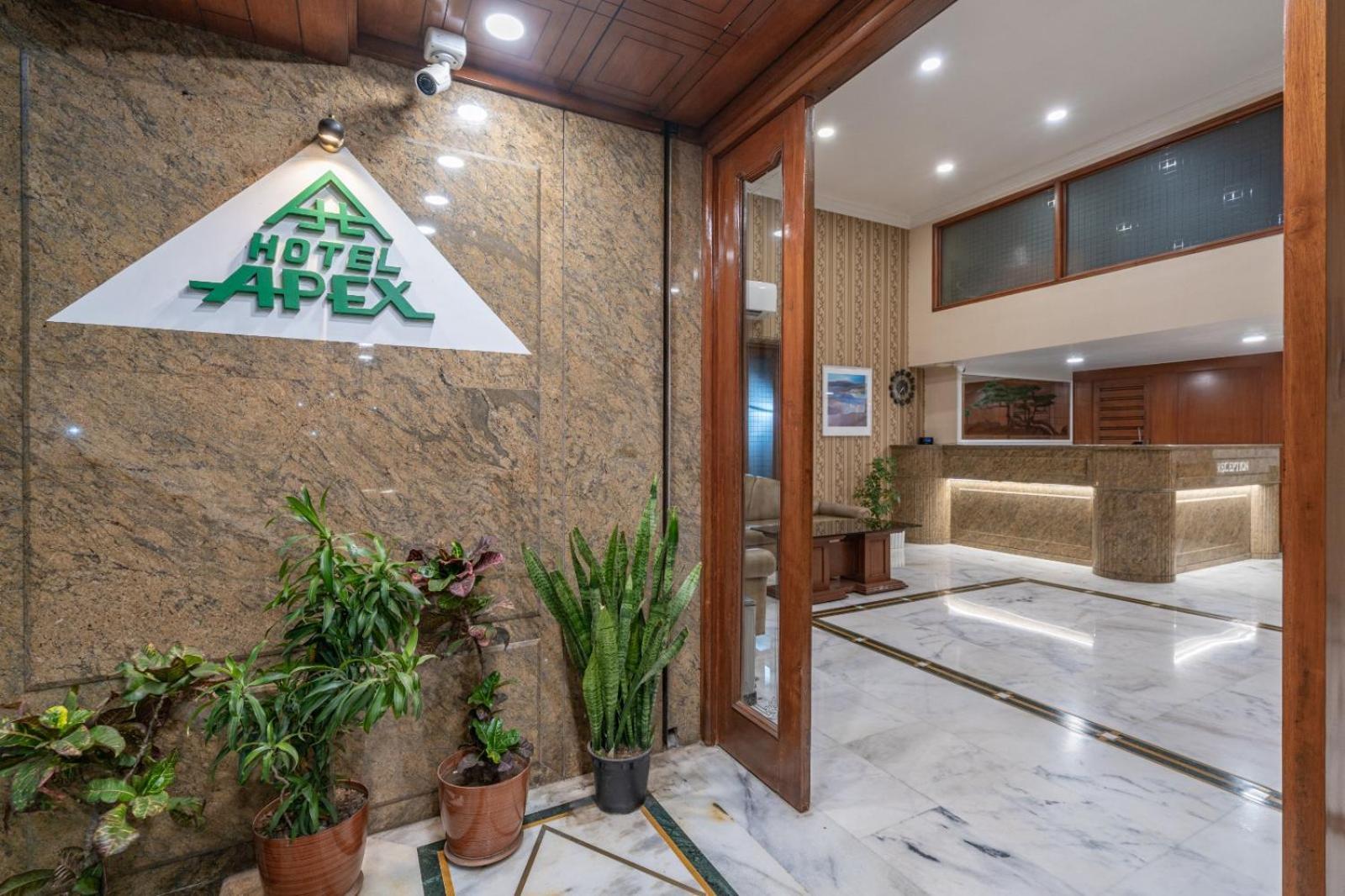 Hotel Apex سورات المظهر الخارجي الصورة