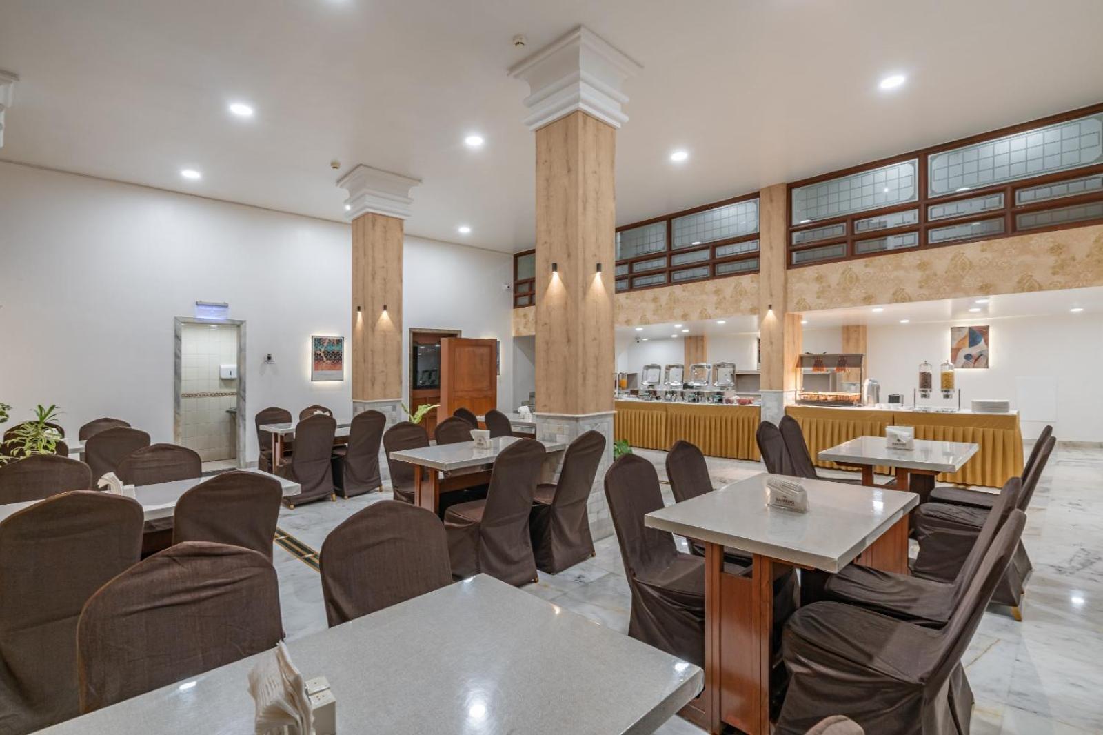 Hotel Apex سورات المظهر الخارجي الصورة