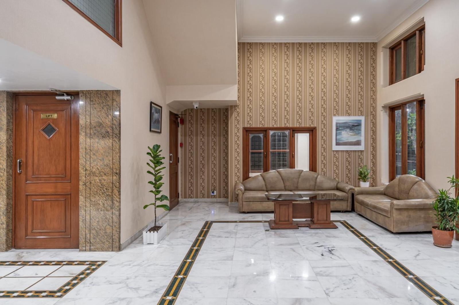 Hotel Apex سورات المظهر الخارجي الصورة