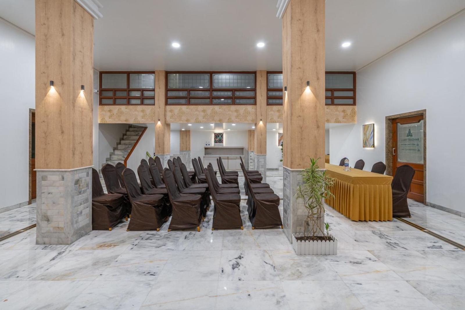 Hotel Apex سورات المظهر الخارجي الصورة