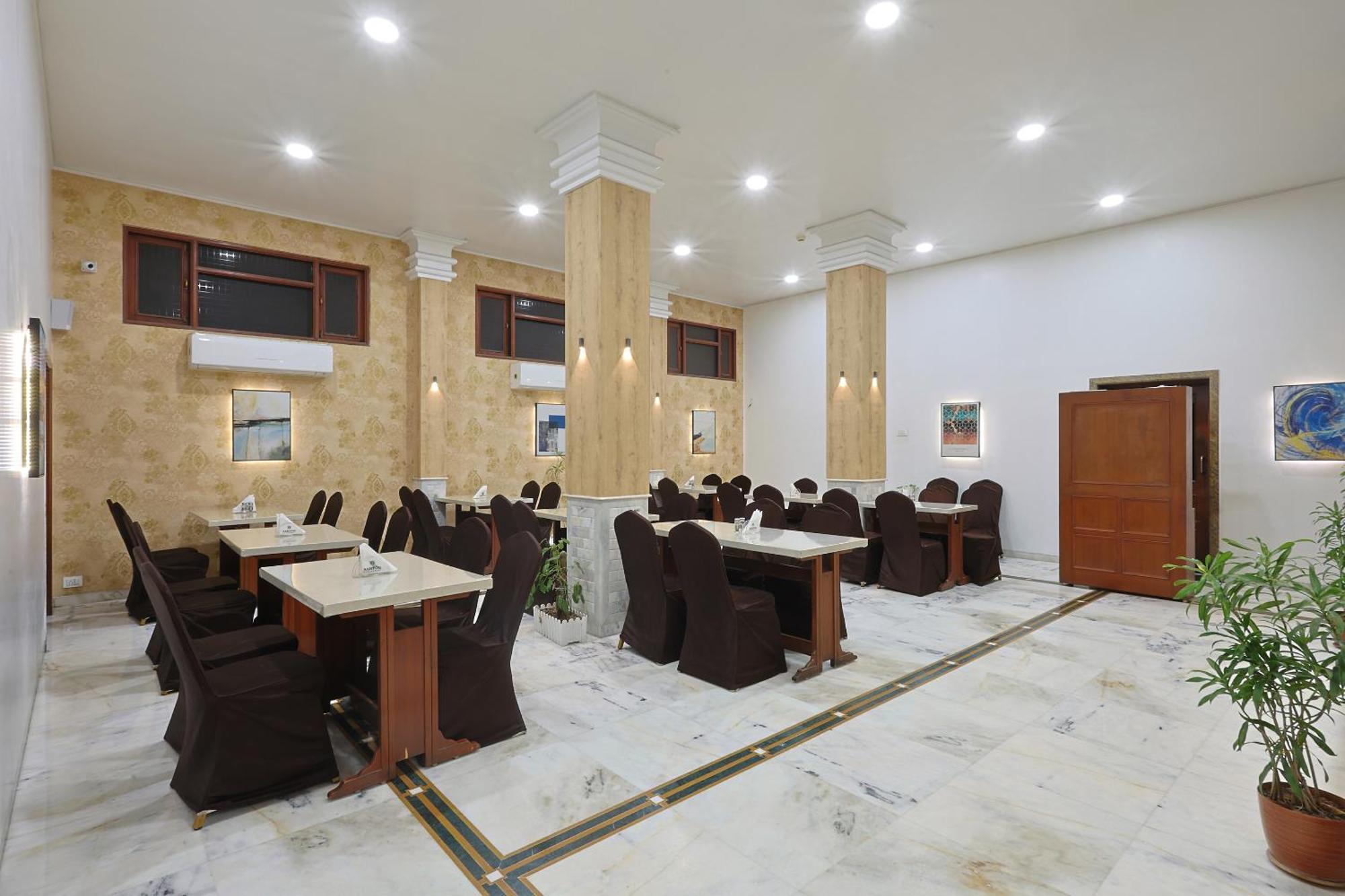 Hotel Apex سورات المظهر الخارجي الصورة