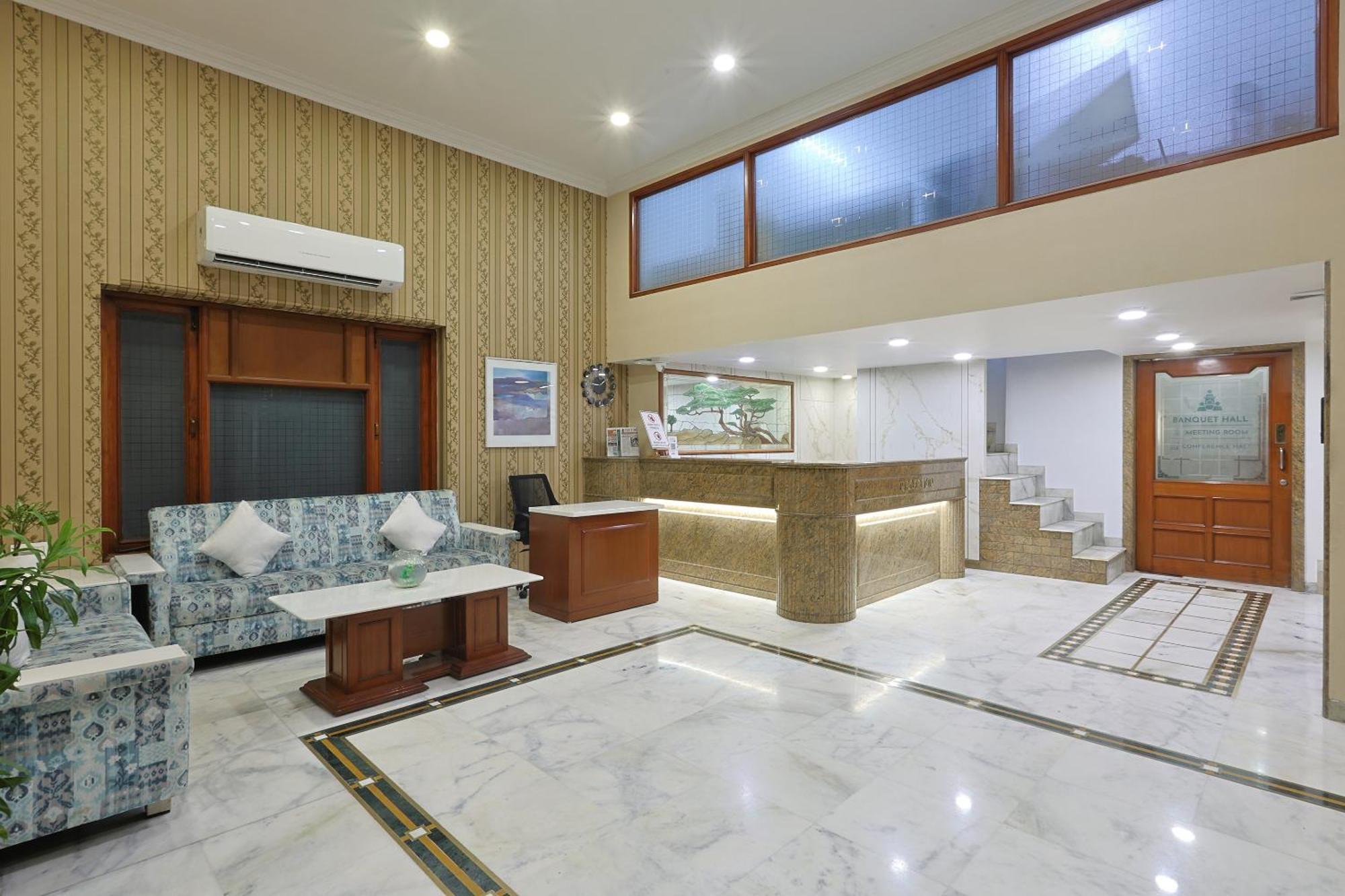 Hotel Apex سورات المظهر الخارجي الصورة