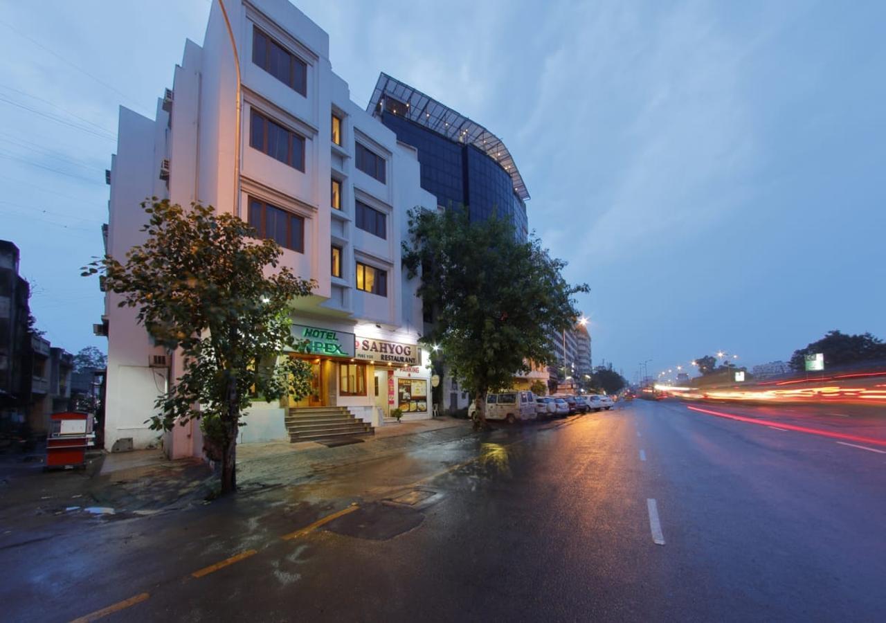 Hotel Apex سورات المظهر الخارجي الصورة