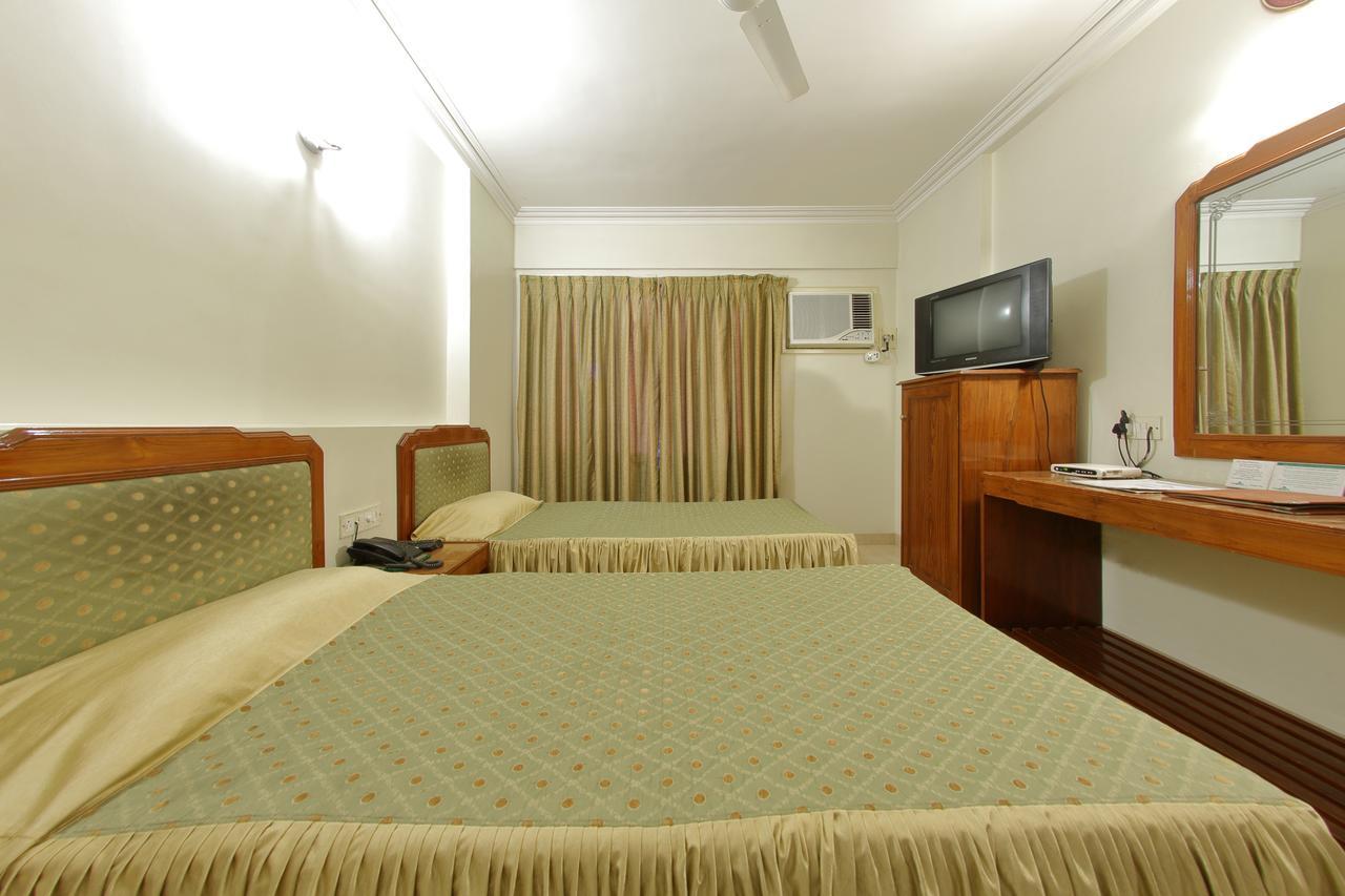 Hotel Apex سورات المظهر الخارجي الصورة